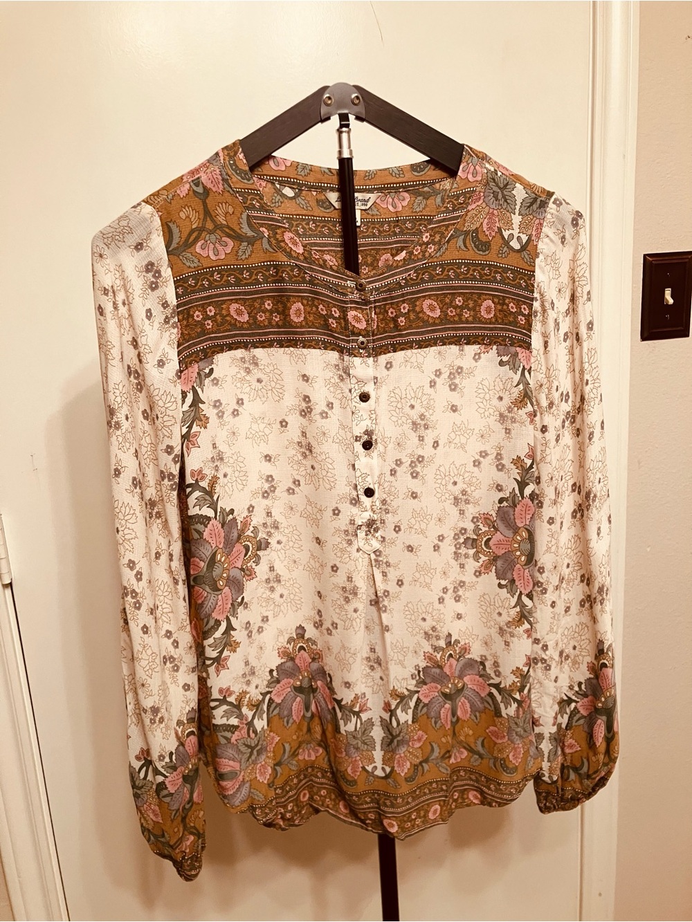 Lucky Brand White Floral Printed Peasant Blouse with Olive and Pink Accents